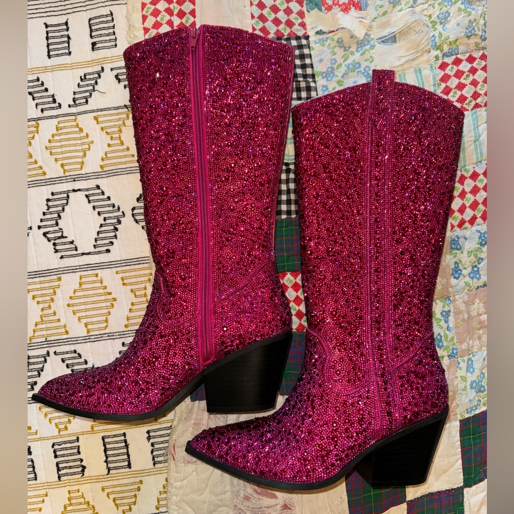 Pink boots sparkley
